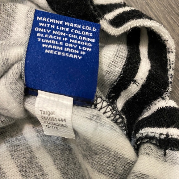 Marimekko x Target Black & White Striped Terry Beach Cover Size M - Picture 8 of 8